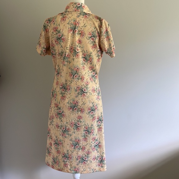 Vintage 80s Light Yellow Pink Floral Collared Shift Dress - Picture 11 of 11